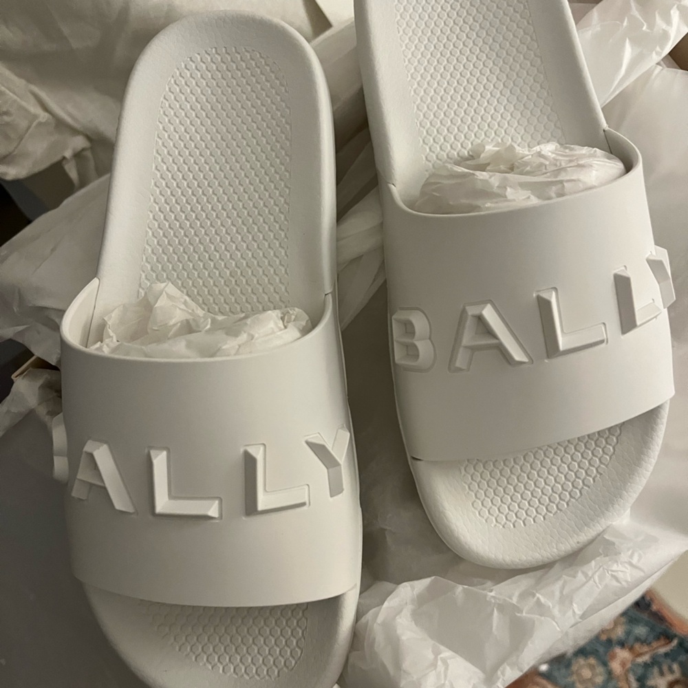 Bally Embossed Logo White Slides
